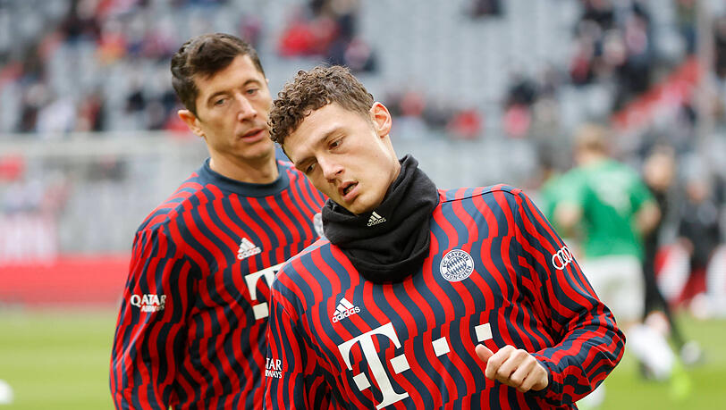 Benjamin Pavard (vorn) wechselte mit reichlich Tamtam zu Inter Mailand. Hat sich der Franzose das von Robert Lewandowski abgeschaut?