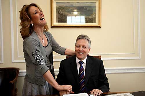 Da konnten sie noch lachen: Iris und Peter Robinson
