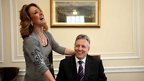 Da konnten sie noch lachen: Iris und Peter Robinson Da konnten sie noch lachen: Iris und Peter Robinson