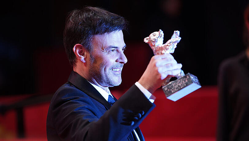 Der französische Regisseur Francois Ozon konnte sich 2019 über die Auszeichnung "Silberner Bär Großer Preis der Jury" freuen. Der französische Regisseur Francois Ozon konnte sich 2019 über die Auszeichnung "Silberner Bär Großer Preis der Jury" freuen.