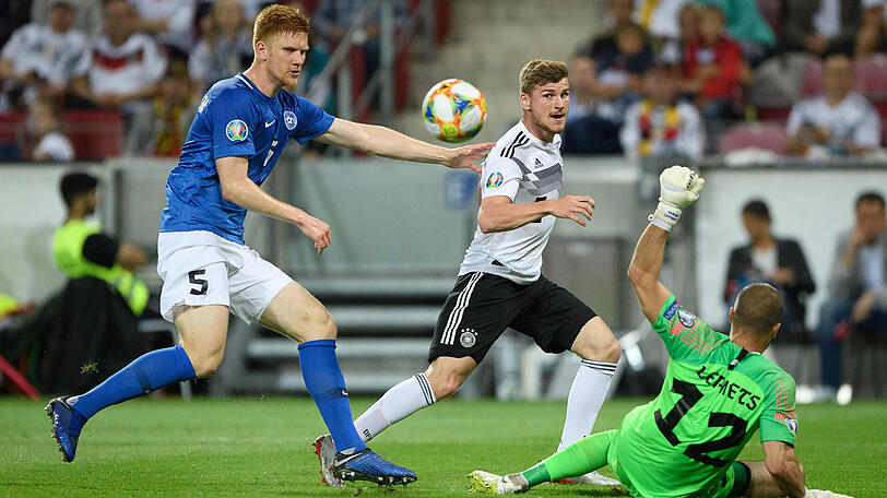 Vorgeführt: Deutschland um Timo Werner gewinnt das Hinspiel der Gruppe C in der EM-Qualifikation mit 8:0.