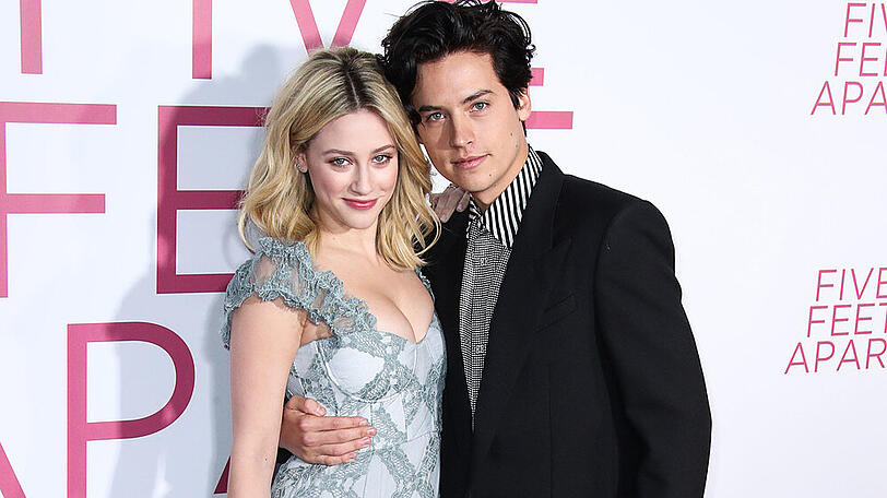 Lili Reinhart und Cole Sprouse