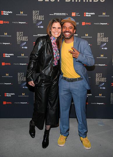 Simon Pearce mit Frau Lisa Pearce