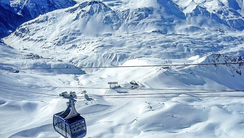 Die Lifte in St. Anton in Tirol sind noch bis Mitte April geöffnet. Die Lifte in St. Anton in Tirol sind noch bis Mitte April geöffnet.