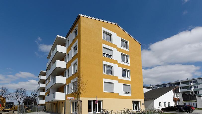 Ebenfalls mit neuem Anstrich: die Alte Heimat in Laim. Ebenfalls mit neuem Anstrich: die Alte Heimat in Laim.