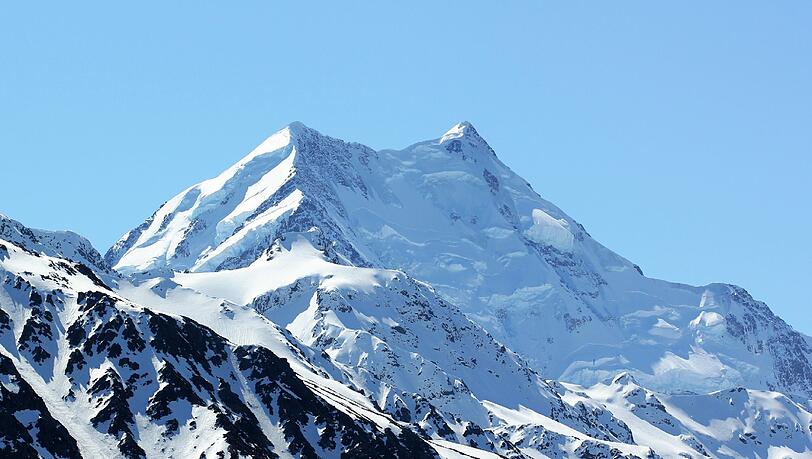 Der Aoraki-Mount Cook ist der höchste Berg Neuseelands Der Aoraki-Mount Cook ist der höchste Berg Neuseelands
