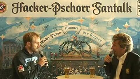 Daniel Bierofka im Hacker-Pschorr-Fantalk mit Moderator Stefan Schneider
