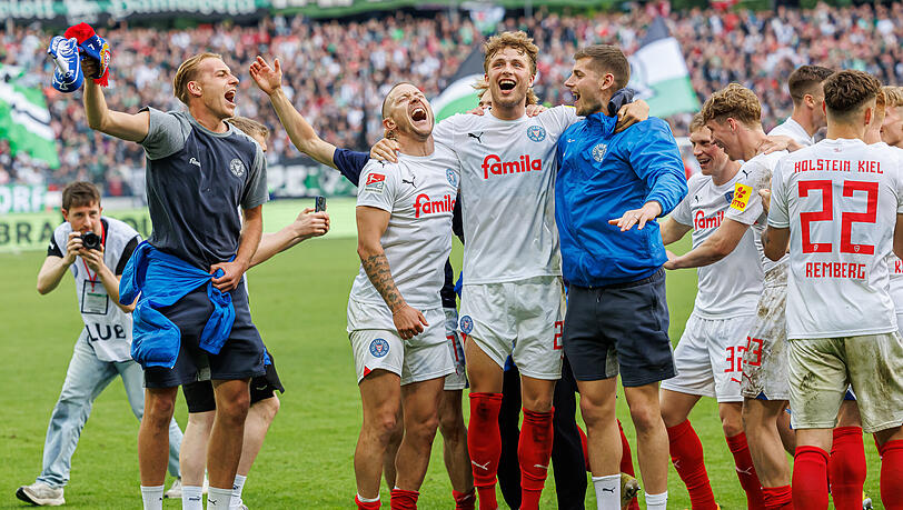 Jann-Fiete Arp feierte mit Holstein Kiel den Aufstieg in die Bundesliga.