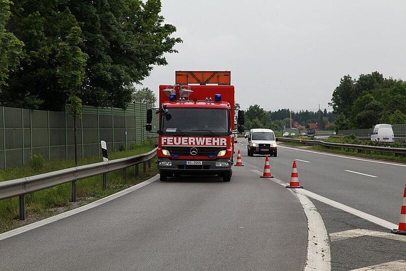...und raste dann mitten in die Rastanlage Inntal-Ost.
