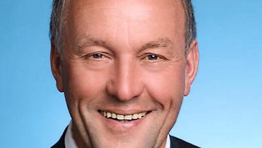Leopold Herz, Agrarwissenschaftler und Landwirt aus dem Allgäu, sitzt seit 2018 für die Freien Wähler im Bayerischen Landtag und ist Chef des Landwirtschaftsausschusses. Leopold Herz, Agrarwissenschaftler und Landwirt aus dem Allgäu, sitzt seit 2018 für die Freien Wähler im Bayerischen Landtag und ist Chef des Landwirtschaftsausschusses.
