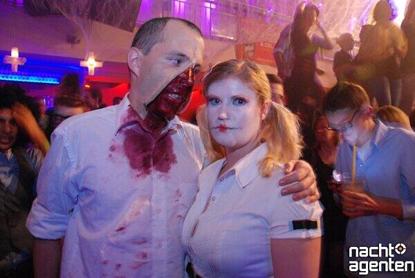 Bereits am Wochenende feierten die Münchner in den Clubs Halloween - Gruselig wird heuer auch Allerheiligen eingeläutet!