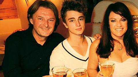 Wenige Tage vor der Trennung entstand an Silvester 2011/12 dieses Familienglück-Foto: Christine Neubauer mit Sohn Lambert jr. und Mann Lambert Dinzinger.