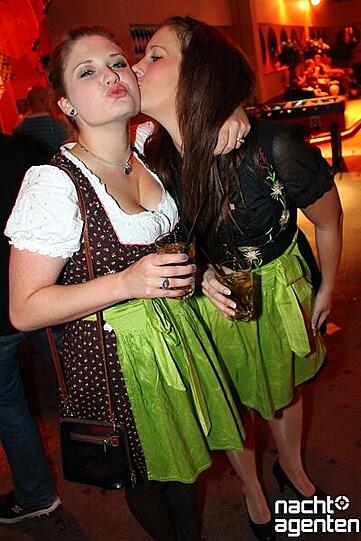Heiße After Wiesn in der Nachtgalerie: Mehr Partybilder finden Sie auf www.nachtagenten.de