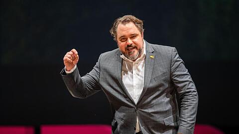Daniel Föst, Landesvorsitzender der FDP in Bayern, beim Politischen Aschermittwoch. Foto: Lino Mirgeler/dpa