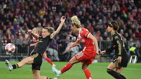 Linda Dallmann erl&ouml;st die M&uuml;nchnerinnen sp&auml;t.