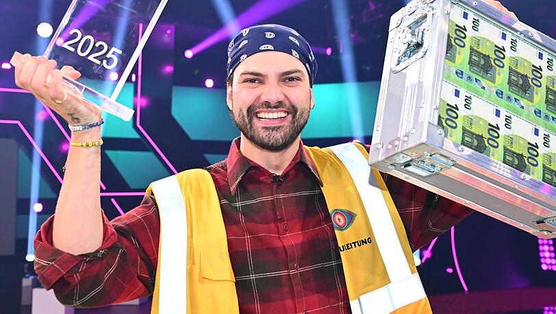 Großer Jubel am Montagabend: Jimi Blue Ochsenknecht nimmt bei "Promi Big Brother" 2025 den Sieg und 100.000 Euro mit nach Hause.