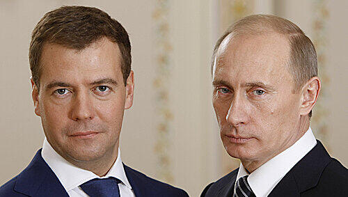 Dmitri Medwedew (links) und Vorgänger Wladimir Putin.