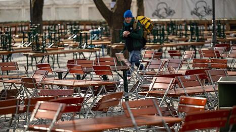 Nach einer fr&uuml;hlingshaften ersten Aprilwoche macht sich Regen breit. Beim Biergartenbesuch wird man wohl nass. (Archivbild)