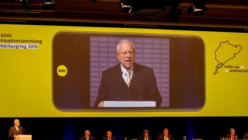 Präsident August Markl eröffnet die ADAC-Hauptversammlung 2019 am Nürburgring. Präsident August Markl eröffnet die ADAC-Hauptversammlung 2019 am Nürburgring.
