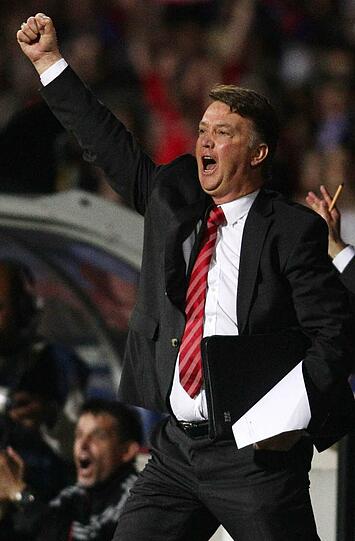 Da hatte auch der damalige Coach Louis van Gaal noch gut lachen...