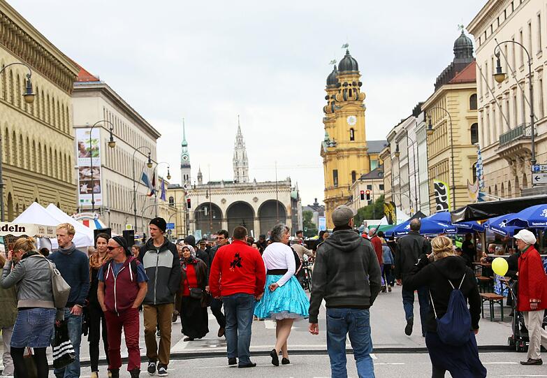 Gute Stimmung in Schwabing und der Maxvorstadt: Beim Streetlife-Festival hatten die Münchner auch heuer bei zahlreichen Angeboten und Shows viel Spaß. Die Bilder.