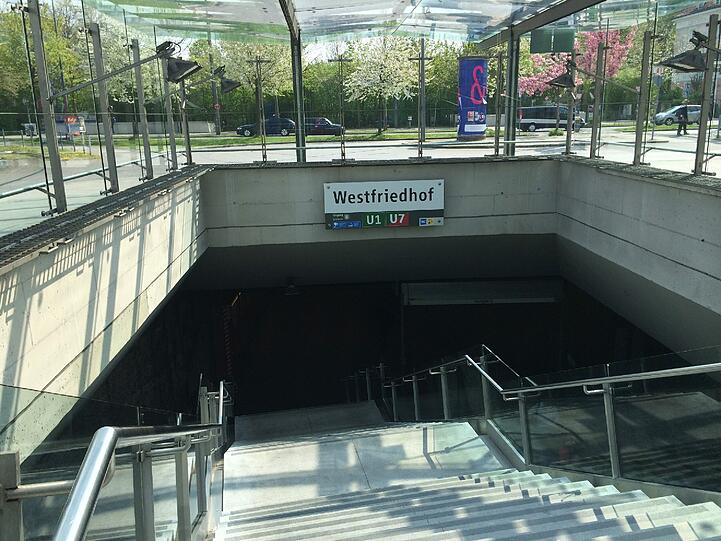 Chloridhaltiges Wasser hat den Stahl beschädigt, berichten die Stadtwerke.