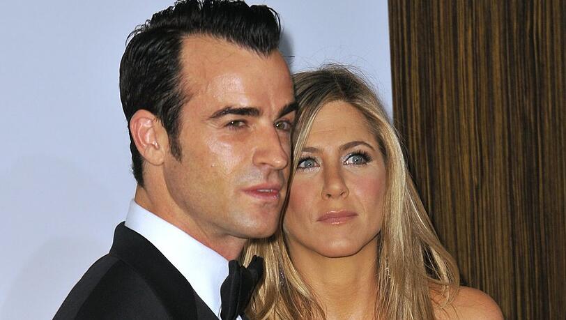 Jennifer Aniston und Justin Theroux holten sich gemeinsam Hund Dolly.