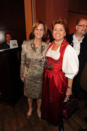 Karin Seehofer, Dr. Gabriele Weishäupl