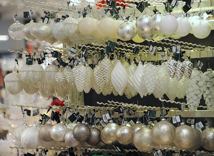 Das ist kein Lampengeschäft &ndash; sondern Baumschmuck.