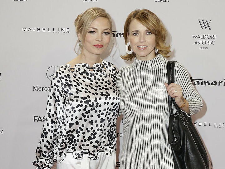 Unzertrennliches Dream-Team: Regina Halmich (l.) und Tina Ruland