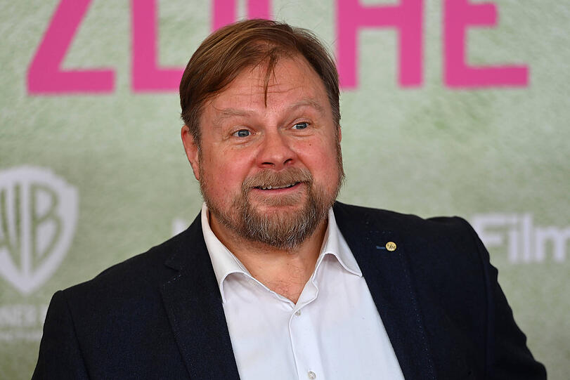 Bei der Premiere im Math&auml;ser Filmpalast in M&uuml;nchen: Auch in Simon Verhoevens aktuellem Kino-Erfolg "Ach, diese L&uuml;cke, diese entsetzliche L&uuml;cke" spielt Michael A. Grimm mit.