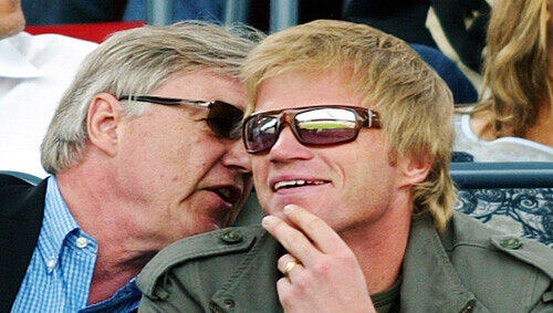 Rolf Kahn mit seinem Sohn, dem Ex-Bayern-Star Oliver, möchte Präsident vom KSC werden. Rolf Kahn mit seinem Sohn, dem Ex-Bayern-Star Oliver, möchte Präsident vom KSC werden.