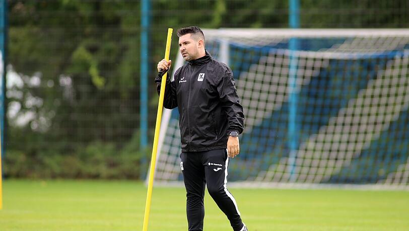 Alper Kayabunar wird bei den Löwen gegen Köln und Wiesbaden an der Seitenlinie stehen.