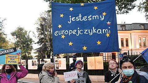 Das polnische Verfassungsgerichts entschied, dass Teile des EU-Rechts nicht mit der polnischen Verfassung vereinbar seien.