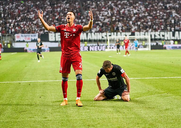 SANDRO WAGNER - OHNE NOTE: Gut, dass er nach 72 Minuten für den fuchsteufelswilden Lewandowski kam. Somit wurde der vor einer Roten Karte bewahrt.