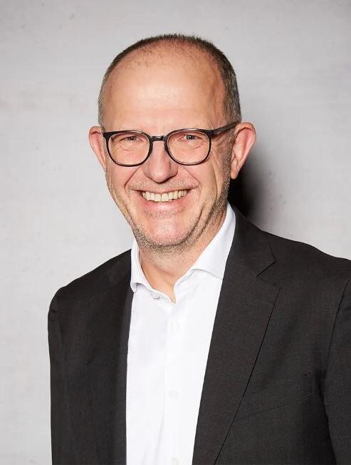 Unternehmer Stefan Arend gründete 2020 das Institut für Sozialmanagement und neue Wohnformen. Unternehmer Stefan Arend gründete 2020 das Institut für Sozialmanagement und neue Wohnformen.