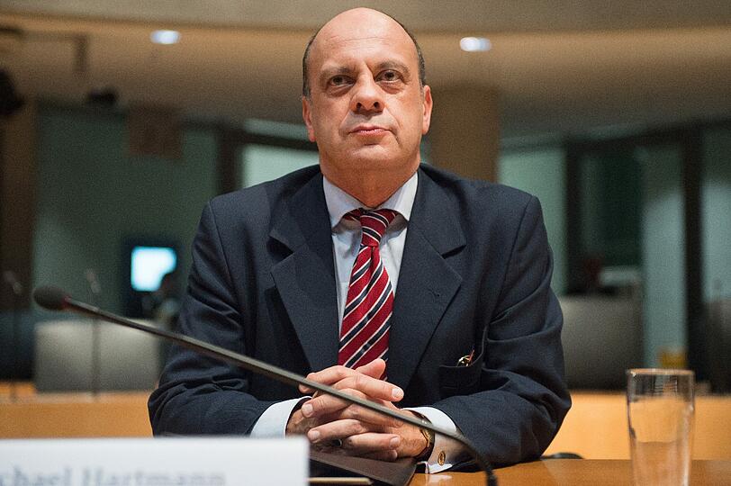 Hat er gelogen oder nicht? Edathy behauptet, er sei von Hartmann gewarnt worden. Hartmann bestreitet das.