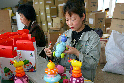 Produktion in einer chinesischen Spielzeug-Fabrik.