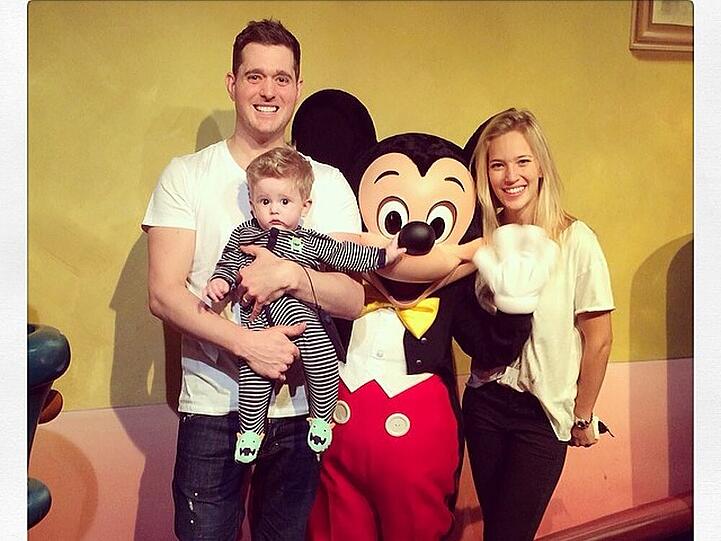 Familie Bublé beim Ausflug nach Disneyland