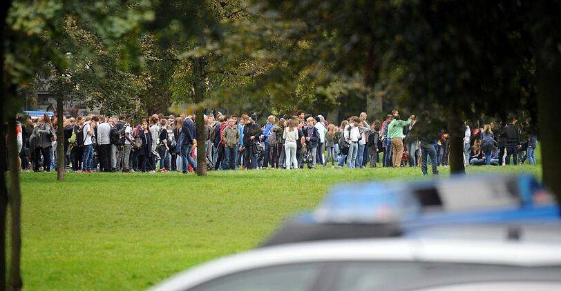 Amok-Alarm an einer Kölner Schule: Die Bilder.