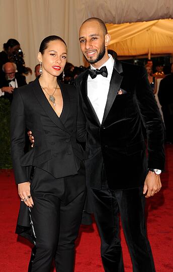 Sänger, Schauspieler, Designer, Stars und Sternchen kamen zur Eröffnung der Ausstellung "Schiaparelli and Prada: Impossible Conversations". Im Bild: R&B-Sängerin Alicia Keys.