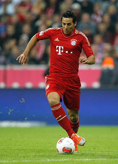 CLAUDIO PIZARRO: Durfte sich auch noch 15 Minuten lang versuchen. Ohne Bewertung.