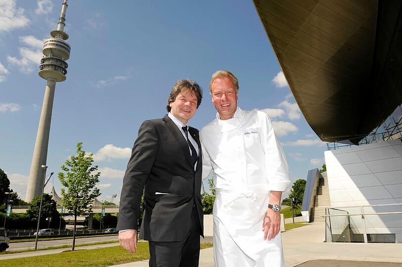 Steigen bei der BMW Welt ein: Michael Käfer (l.) und Spitzenkoch Bobby Bräuer.