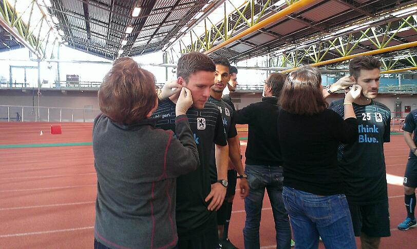 Die Bilder vom Laktattest in der Werner-von-Linde-Halle.