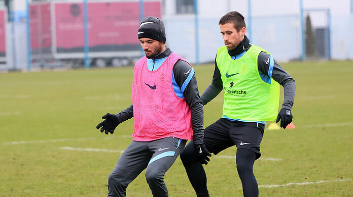 Endlich am Ball: Keanu Staude absolvierte am Dienstag das erste Mannschaftstraining beim TSV 1860.