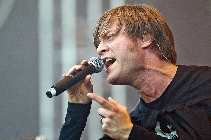 Heiße Rocker, wilde Punks und johlende Fans - auf den beiden Festivals Rock im Park und Rock am Ring feierten über 100.000 Rockfans am Wochenende ihre Lieblingsband. Unter anderem mit dabei: Metallica, Die Toten Hosen, The Ting Tings und Rapper Cro.