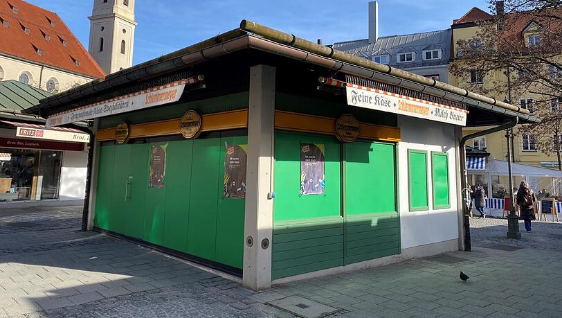 Viele Jahre verkaufte Schlemmermeyer hier Käse, Aufstriche und köstliche Quark-Desserts. Bald zieht die Münchner Käse Manufaktur ein.