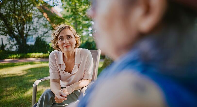Caren Miosga musste sich in ihrer eigenen Familie den Fragen nach Pflege der Eltern stellen. Caren Miosga musste sich in ihrer eigenen Familie den Fragen nach Pflege der Eltern stellen.