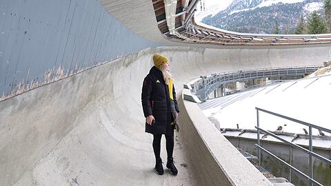 Im Kreisel fing alles an: Anna Berreiter kehrt nach ihrem Olympia-Silber zur Rodelbahn am Königssee zurück. Bei Unwettern im Sommer stürzte ein Teil der Rinne ein, sie ist derzeit komplett ohne Eis.