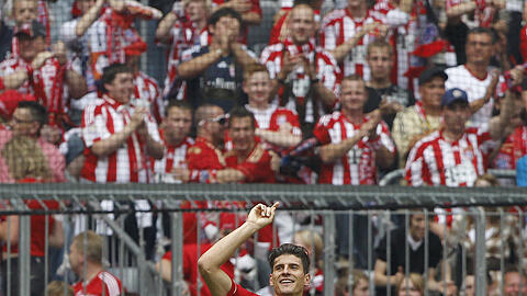 Mario Gomez jubelt über seinen Treffer. Für die Champions League müssen sich die Bayern aber erst qualifizieren.